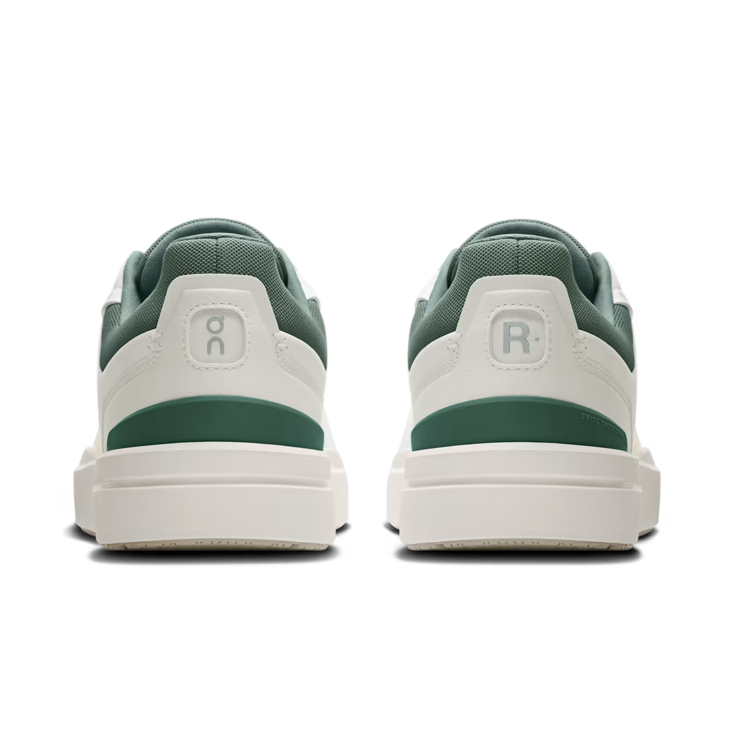 The Roger Advantage Men's White Olive