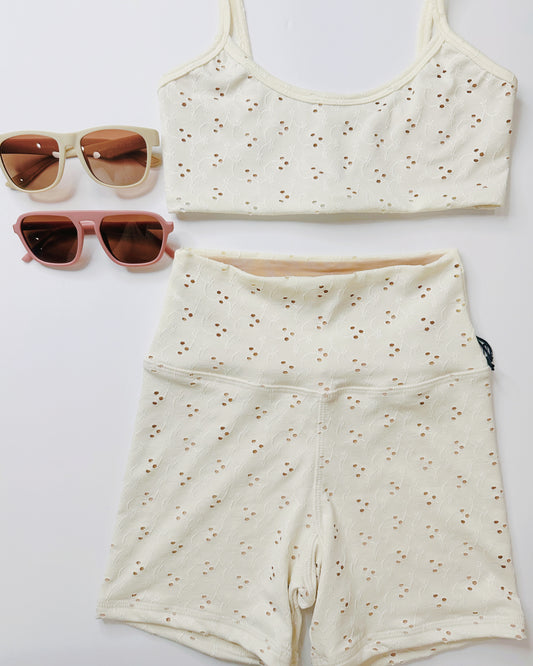 Strut This Eyelet Short